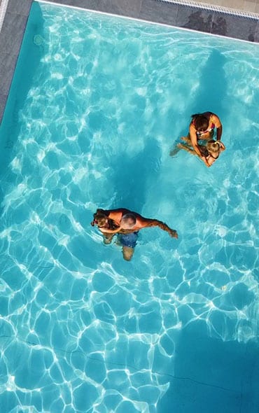 cinzia-hotel-pinarella-piscina cinzia-hotel-pinarella-piscina